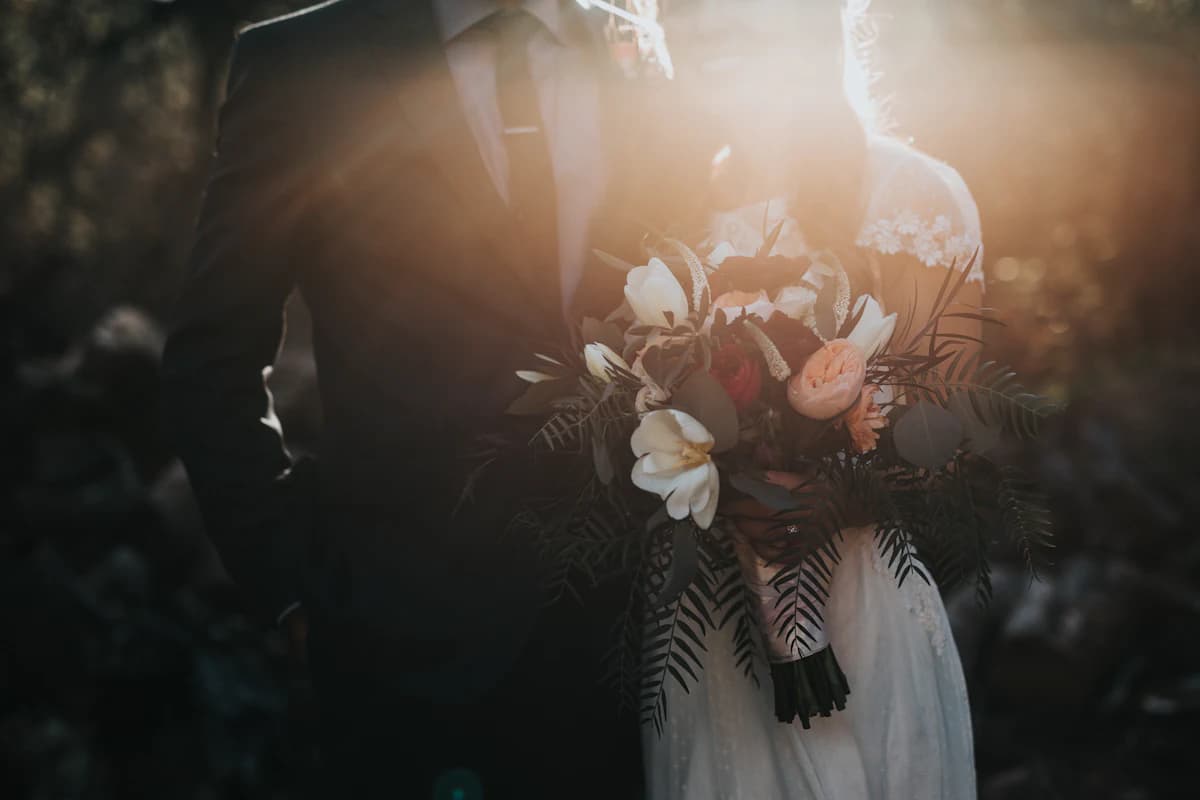 Kleine uitvaart met intieme kring en bloemen