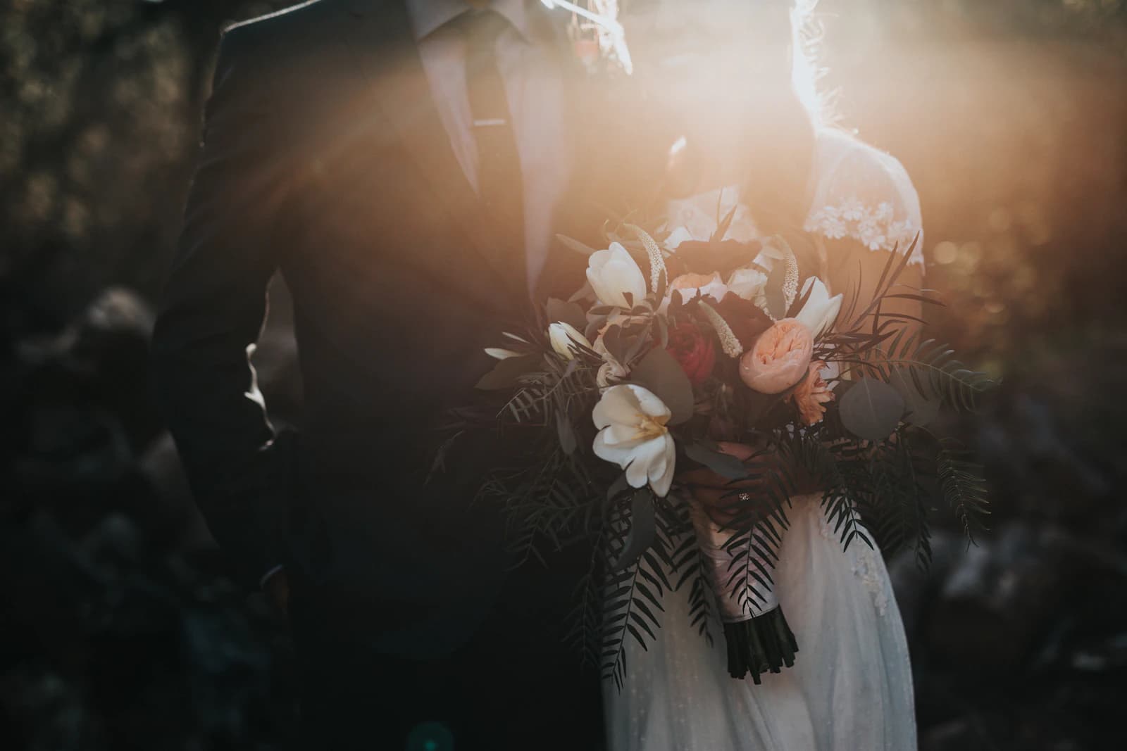 Ceremoniemeester en weddingplanner bekijken draaiboek